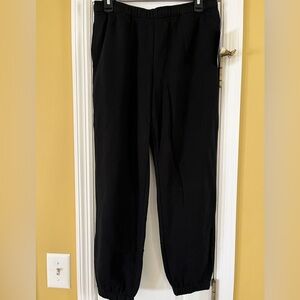 NWT Women’s Leisure Studio Mid-Rise Fleece Essentials Joggers Universal Threads